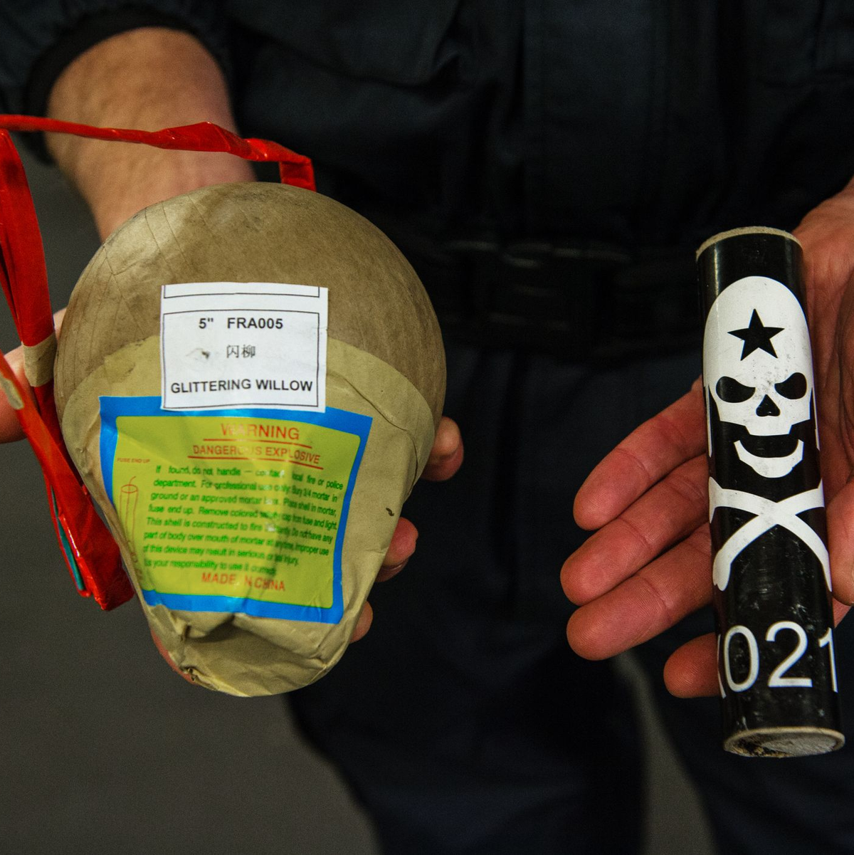 Illegale Feuerwerkskörper können schwere oder sogar tödliche Verletzungen verursachen (Archivbild). - Foto: Andreas Arnold/dpa