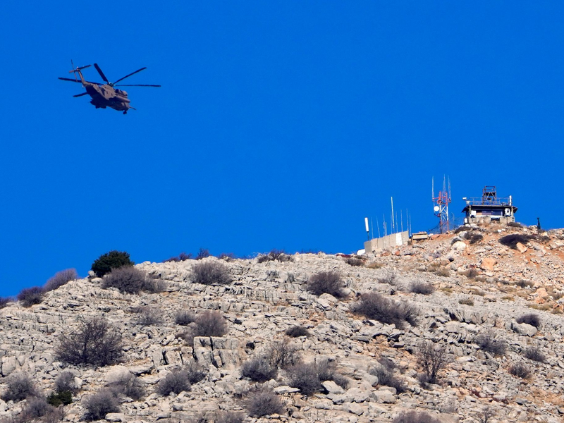 Ein israelisches Kommando-Unternehmen ist nach Armee-Angaben im September mit Hubschraubern tief in syrisches Territorium geflogen, um eine iranische Raketenfabrik zu zerstören. - Foto: Matias Delacroix/AP/dpa
