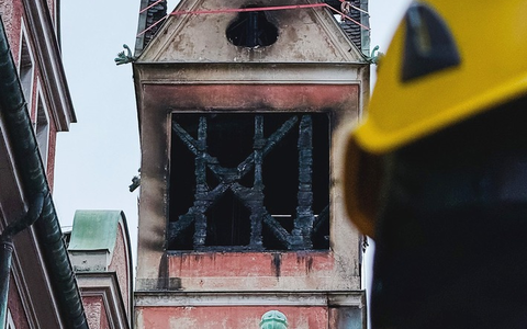 FW-M: Lose Anbauteile am Glockenturm (Lehel) - Foto: presseportal.de
