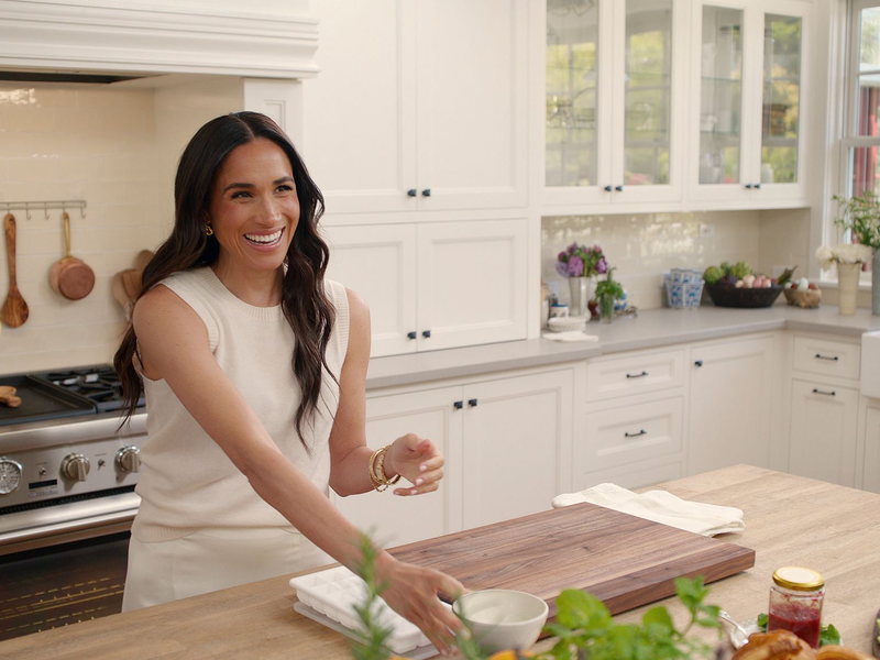 Herzogin Meghan gibt in einer neuen Serie Lifestyle-Tipps. - Foto: Netflix/PA Media/dpa