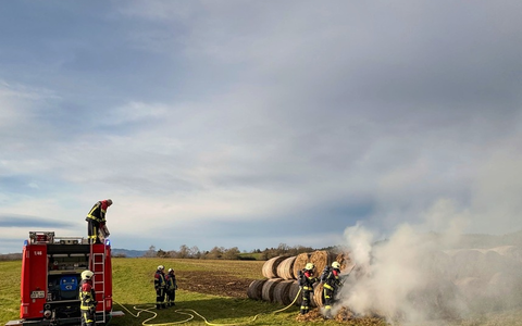 FW Allensbach: B1 Fläche klein - Foto: presseportal.de