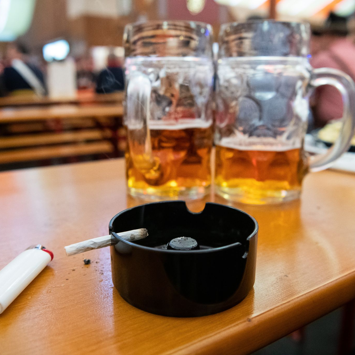 Nach Rauchen ist Übergewicht der wichtigste Risikofaktor für Krebs, noch vor Alkohol. (Archivbild) - Foto: Sebastian Gollnow/dpa