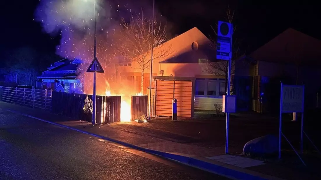 POL-PIING: Brandstiftung - Tatverdächtige festgenommen - Bild: presseportal.de