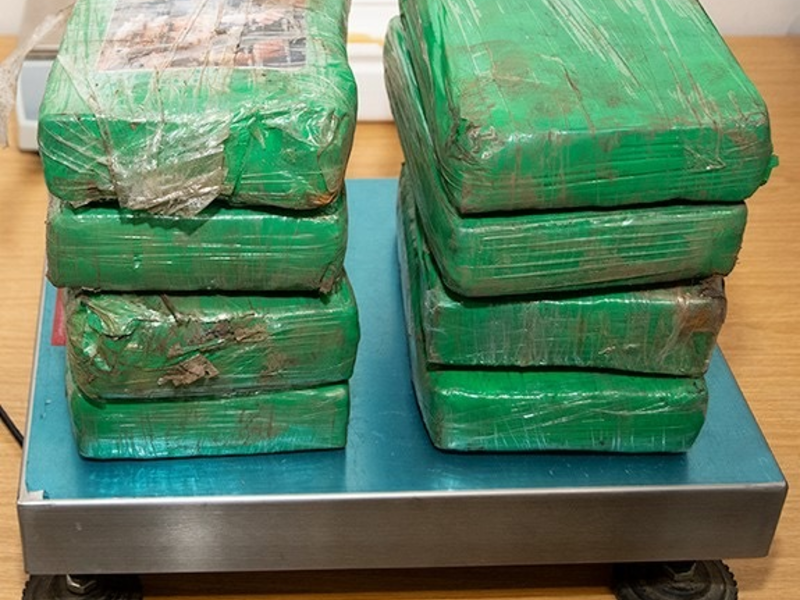 ZOLL-H: Beschlagnahme von 153 Kilogramm Kokain in Frachtschiff in Wilhelmshaven - Foto: presseportal.de