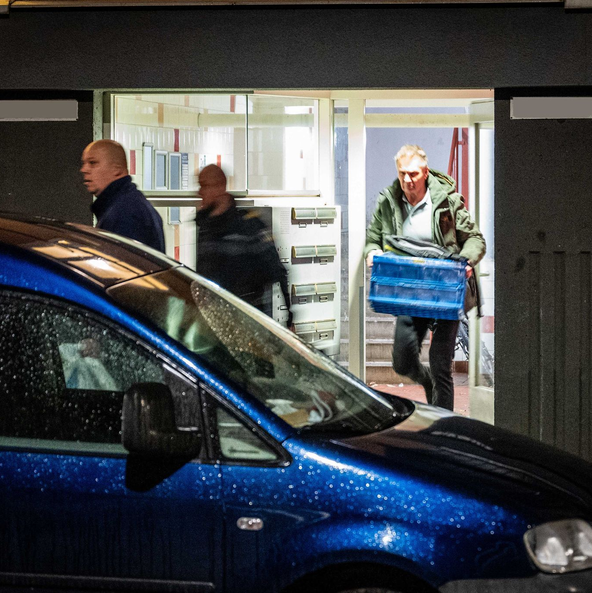 Die Fahnder müssen noch ermitteln, was das Motiv des Schützen war. - Foto: Josh Walet/ANP/dpa