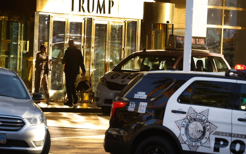 Der Verantwortliche für die Explosion vor dem Trump-Hotel in Las Vegas litt nach Angaben der Ermittler an einer posttraumatischen Belastungsstörung. - Foto: Bizuayehu Tesfaye/Las Vegas Review-Journal/AP/dpa Der Verantwortliche für die Explosion vor dem Trump-Hotel in Las Vegas litt nach Angaben der Ermittler an einer posttraumatischen Belastungsstörung. - Foto: Bizuayehu Tesfaye/Las Vegas Review-Journal/AP/dpa