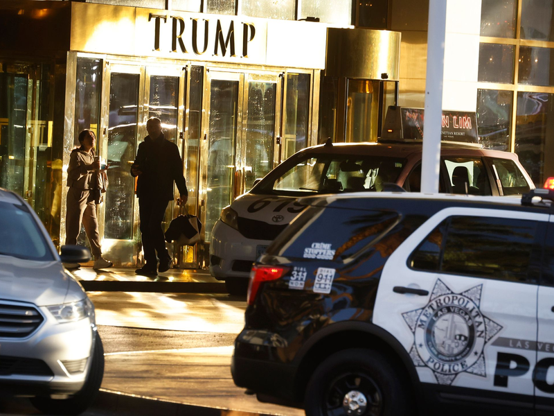 Der Verantwortliche für die Explosion vor dem Trump-Hotel in Las Vegas litt nach Angaben der Ermittler an einer posttraumatischen Belastungsstörung.  - Foto: Bizuayehu Tesfaye/Las Vegas Review-Journal/AP/dpa