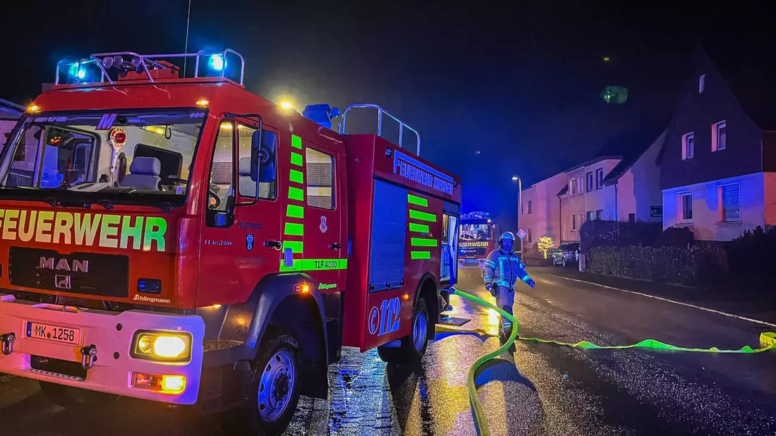 FW Menden: Vier Verletzte nach Brand in einem Wohnhaus - Bild: presseportal.de