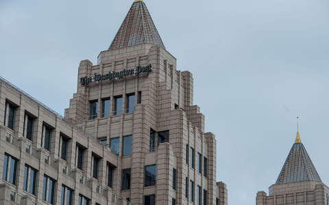 Die «Washington Post» gehört seit 2013 Amazon-GrĂŒnder und MultimilliardĂ€r Jeff Bezos. (Archivbild) - Foto: Andrej Sokolow/dpa Die «Washington Post» gehört seit 2013 Amazon-GrĂŒnder und MultimilliardĂ€r Jeff Bezos. (Archivbild) - Foto: Andrej Sokolow/dpa