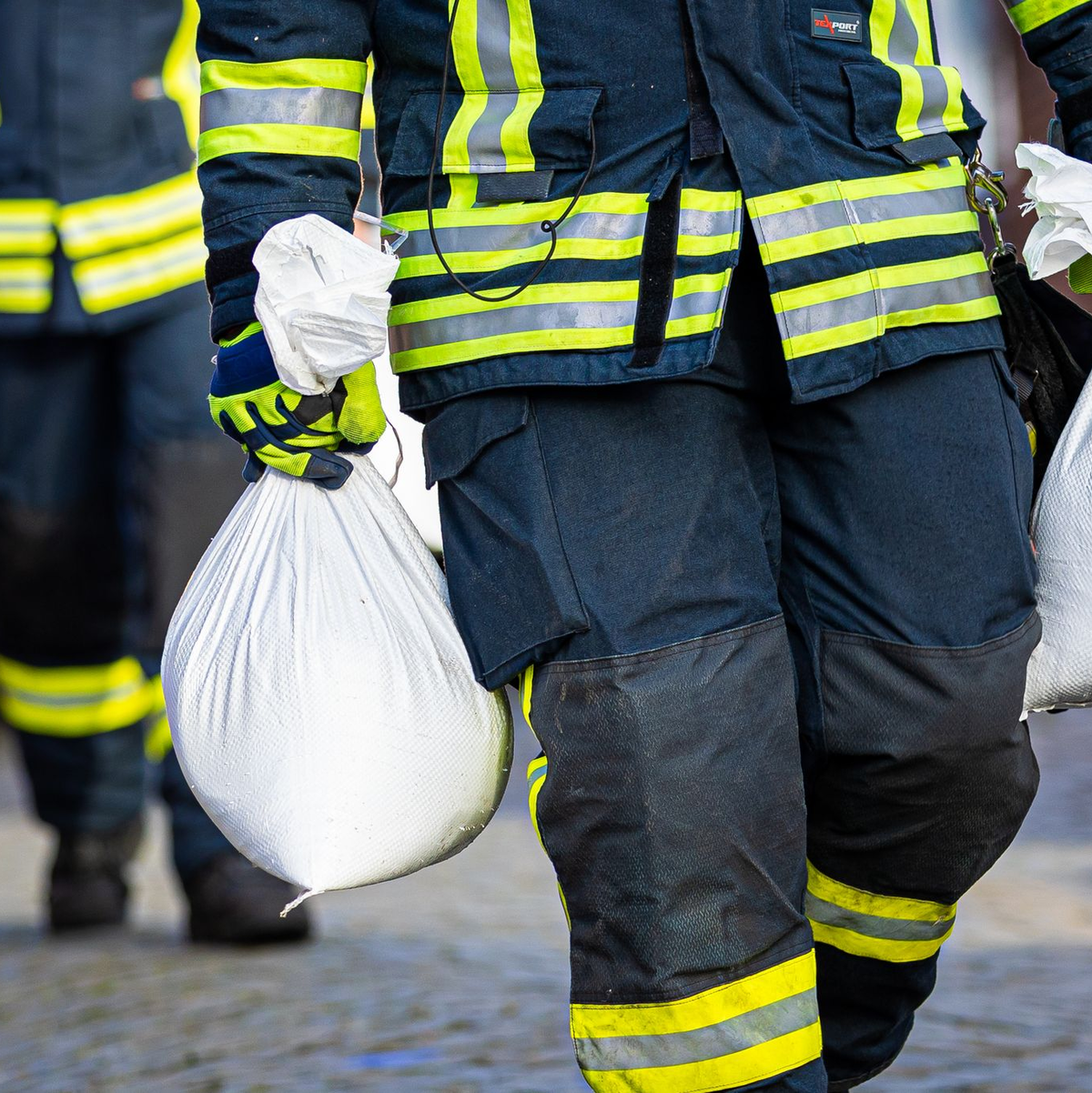 Feuerwehren rufen die Bevölkerung dazu auf, sich besser auf Naturkatastrophen vorzubereiten. (Archivbild) - Foto: Moritz Frankenberg/dpa