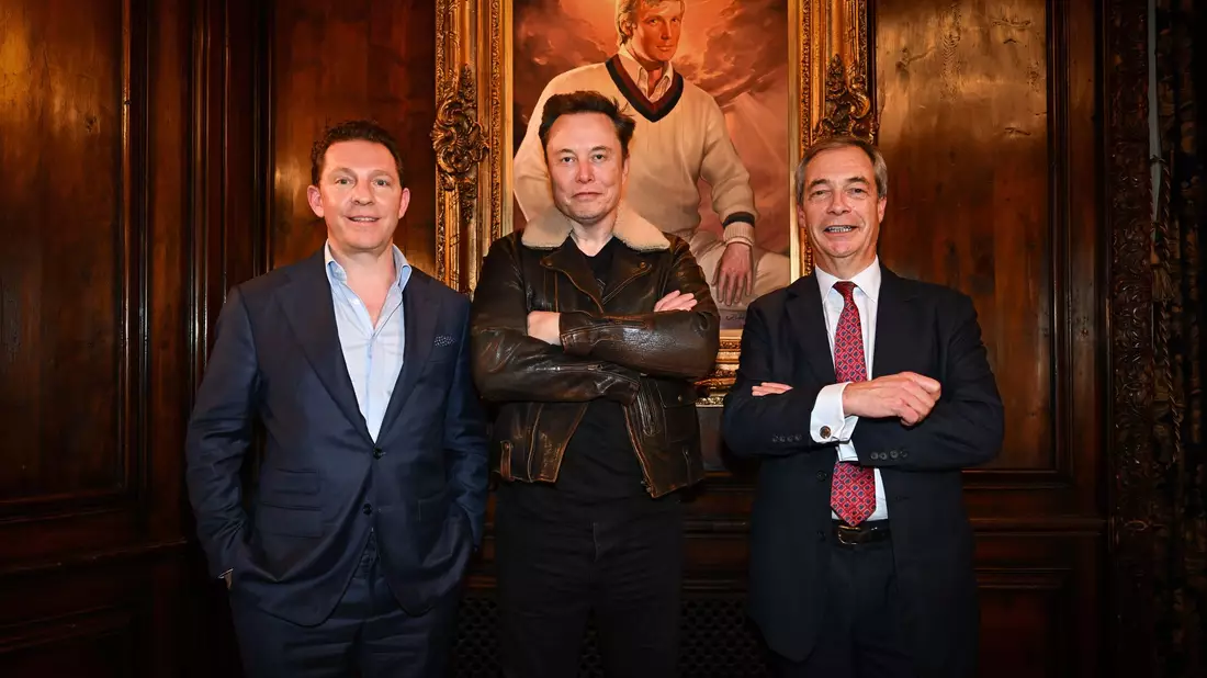 Musk (Mitte) und Farage (rechts) hatten sich erst im Dezember in Florida getroffen. Links der Schatzmeister von Reform UK, Nick Candy. (Archivbild) - Bild: Stuart Mitchell/Reform Uk/PA Media/dpa