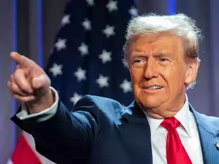 Donald Trump verlangt höhere Verteidigungsausgaben der Nato-Partner. (Archivbild) - Foto: Allison Robbert/AFP Pool via AP/dpa
