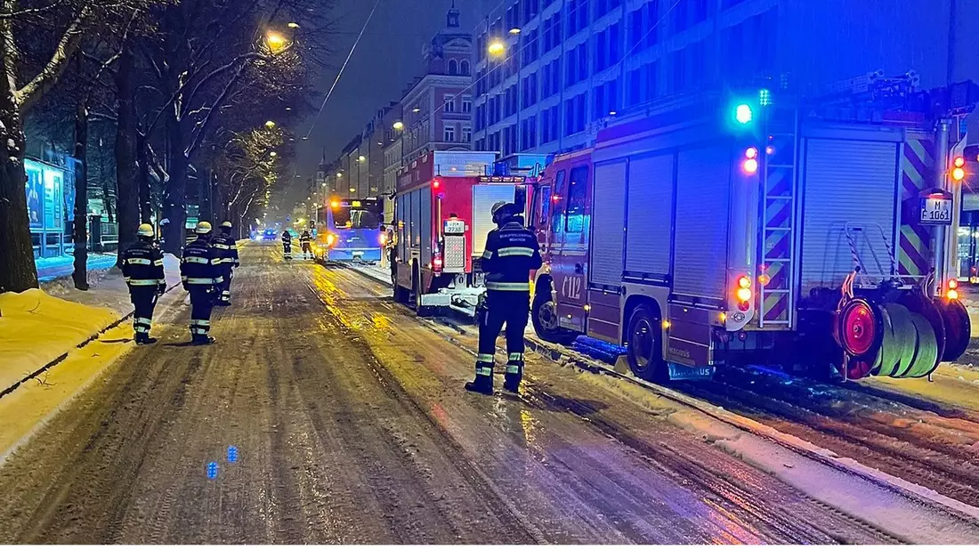 FW-M: Schnee - Regen - Rutschgefahr (Stadtgebiet) - Bild: presseportal.de