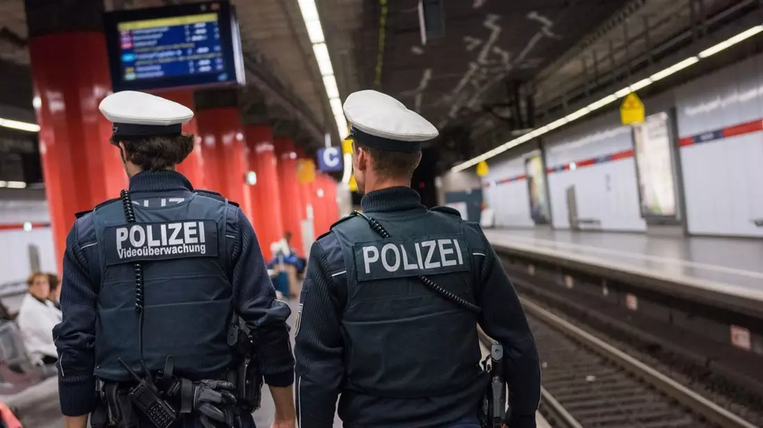 Bundespolizeidirektion München: Einstiegsunfall - Ladendiebstähle u.a. - Bild: presseportal.de