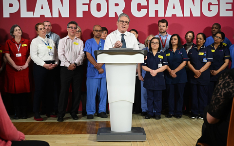 Vermeidet direkte Kritik an Musk: Keir Starmer. - Foto: Leon Neal/PA Wire/dpa