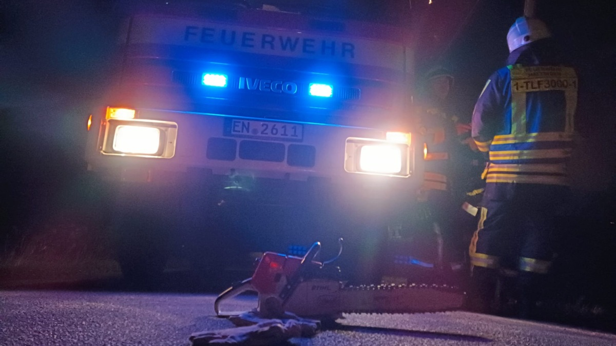 FW-EN: 35 wetterbedingte Einsätze für die Hattinger Feuerwehr - Foto: presseportal.de