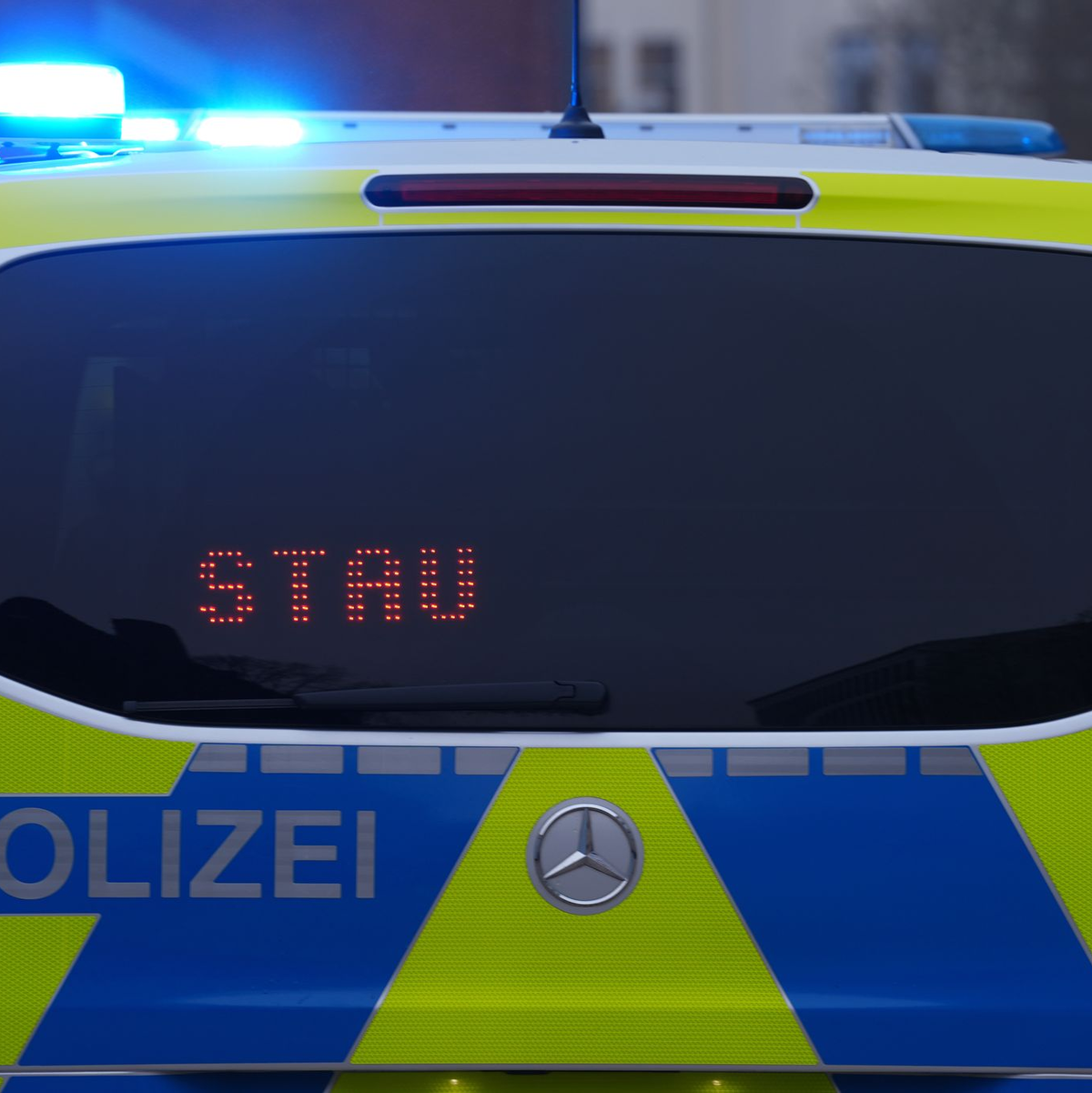 Im internationalen Vergleich kommen Autofahrer in Deutschland noch verhältnismäßig schnell ans Ziel. (Archivbild) - Foto: Marcus Brandt/dpa