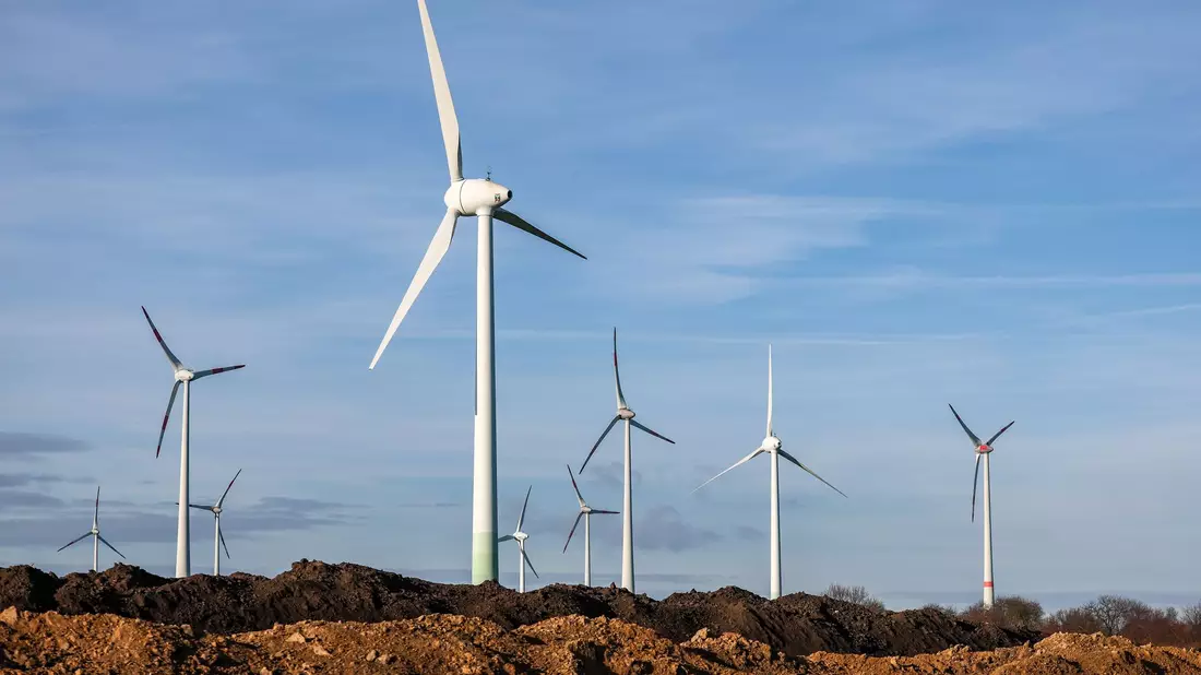 Deutschland baut die Windkraft aus. - Bild: Jan Woitas/dpa