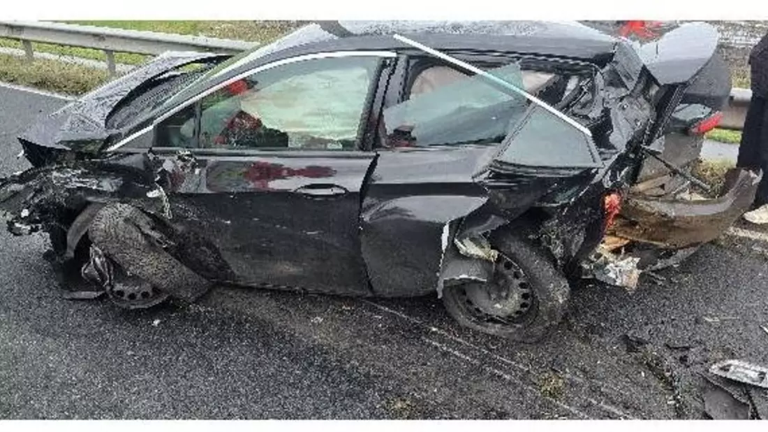 POL-ROW: ++ Schwerer Verkehrsunfall zwischen Bevern und Engeo ++ Verkehrsunfall in Sassenholz: Zwei Unfallbeteiligte leicht verletzt ++ Vorfahrt missachtet: 67-Jähriger leicht verletzt ++ - Bild: presseportal.de