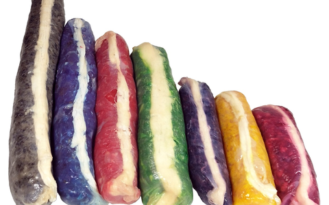 Politisches Farbenspiel auf dem Grill / Wählen an Urne und Wursttheke - Foto: presseportal.de