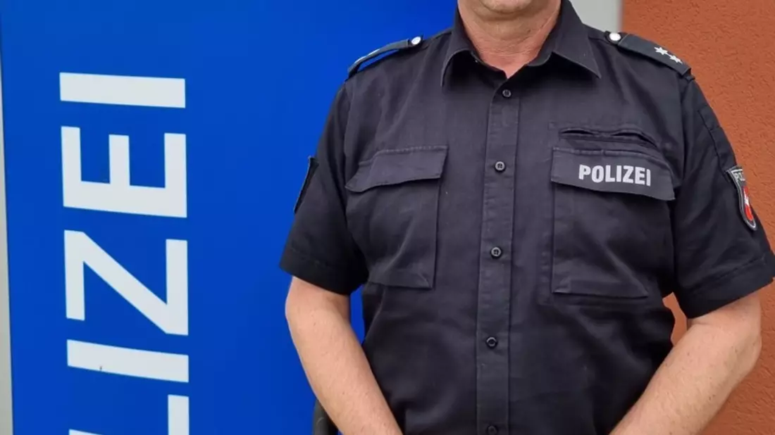 POL-ROW: ++ Michael Henne ist neuer Kontaktbeamter der Polizei Zeven ++ - Bild: presseportal.de