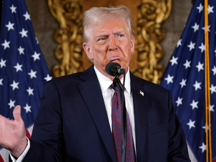 Der künftige US-Präsident Trump teilt gegen Panama und Dänemark aus.  - Foto: Evan Vucci/AP/dpa