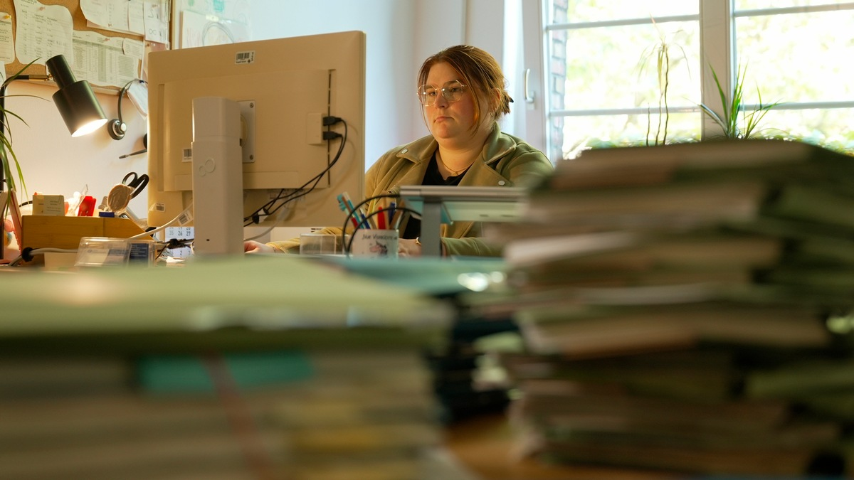 Jugendämter: WDR-Befragung belegt Überlastung im Kinderschutz - Foto: presseportal.de
