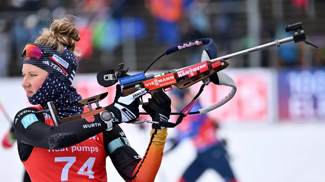 Vor einem Jahr in Oberhof muss sich Selina Grotian schwache Ergebnissen verkraften. - Bild: Martin Schutt/dpa