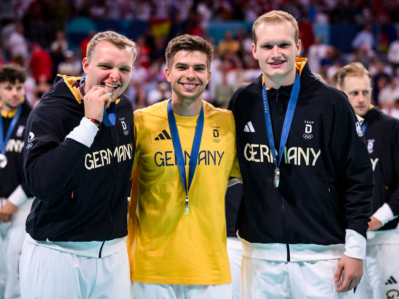 Die jungen DHB-Spieler wollen die nächste Medaille für Deutschland holen.  - Foto: Tom Weller/dpa