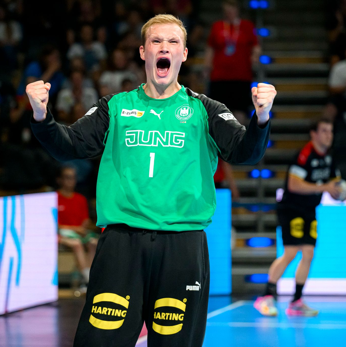 Emotionen pur: Niemand jubelt so laut wie David Späth - Foto: Marco Wolf