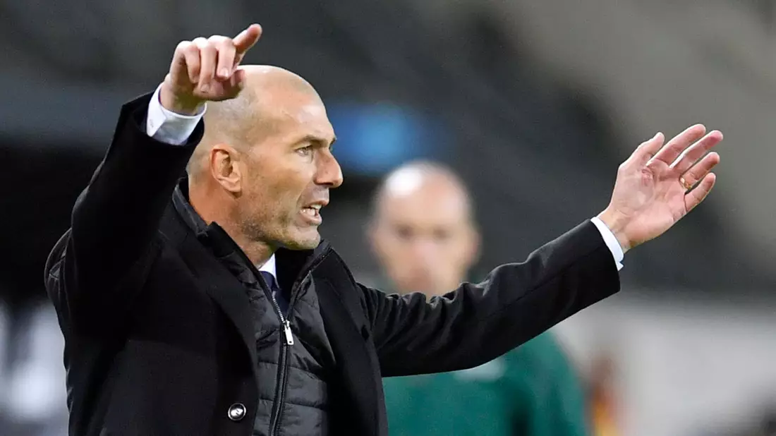 Schon länger gibt es Spekulationen um Zidane als nächsten französischen Nationalcoach. - Bild: Marius Becker/dpa