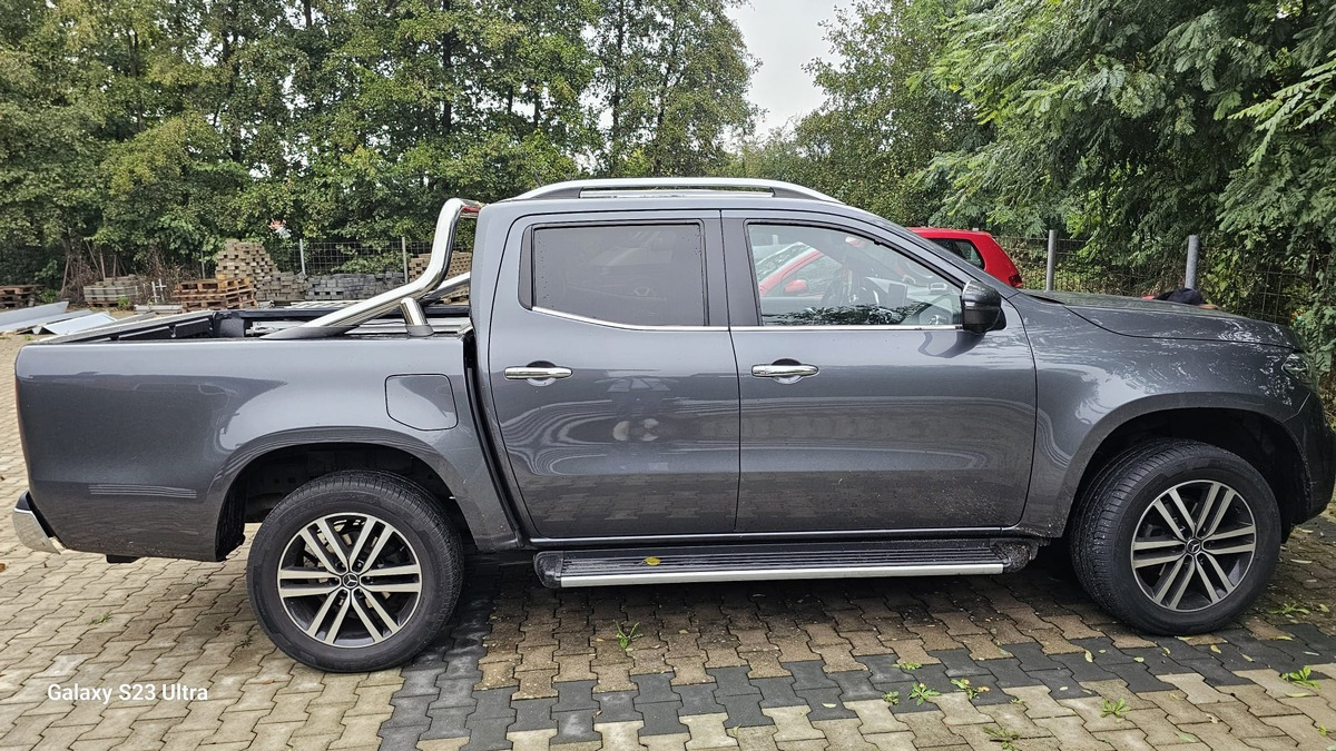 POL-H: Zeugenaufruf: Täter stehlen auffälligen Geländewagen in Hannover-Döhren - Polizei bittet um Hinweise - Foto: presseportal.de