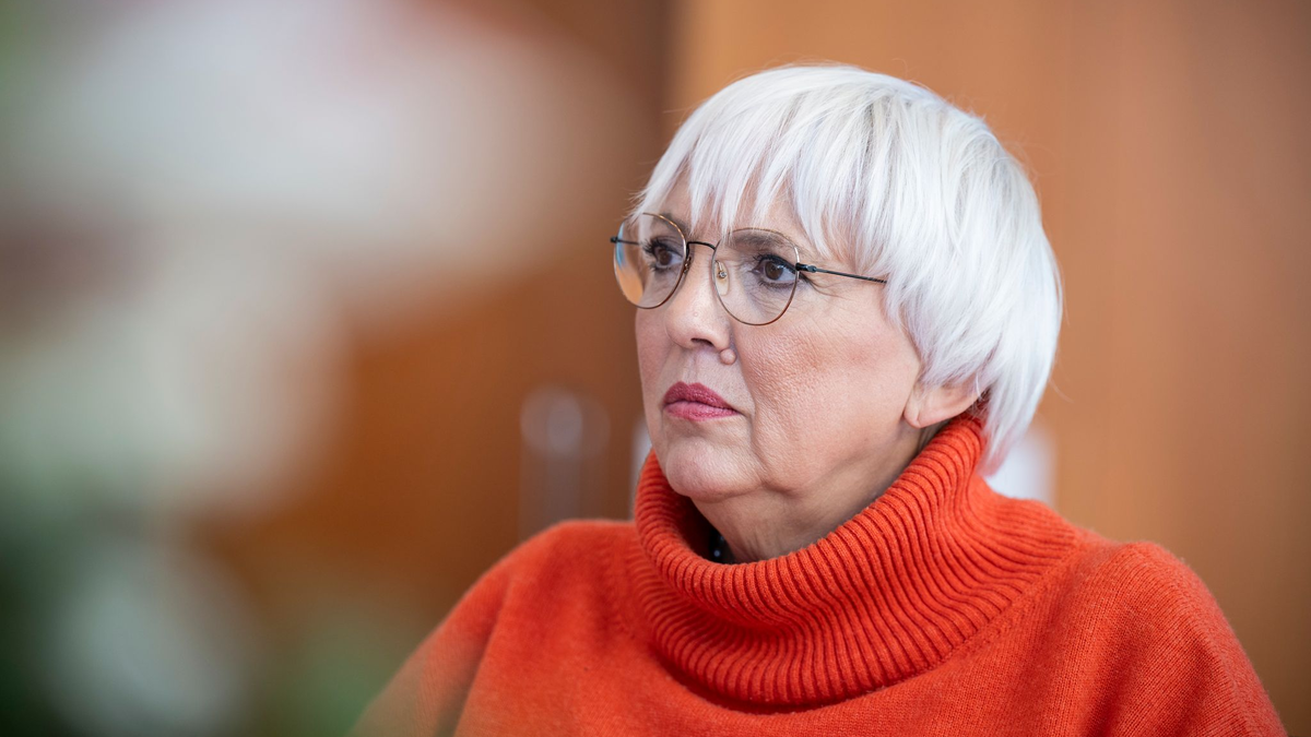 Kulturstaatsministerin Claudia Roth will das Verfahren zur Rückgabe von NS-Raubgut reformieren. (Archivbild) - Foto: Hannes Albert/dpa