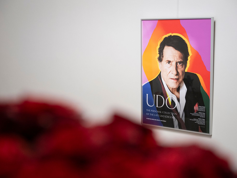 Bei einer Online-Auktion gibt es Gegenstände aus dem Nachlass von Udo Jürgens zu ersteigern - vom Füller bis zum Konzertflügel. - Foto: Lukas Barth/dpa