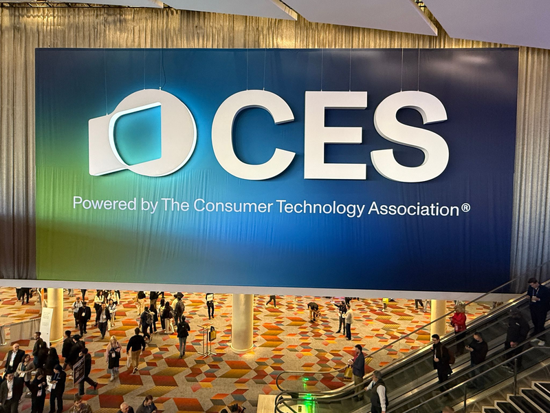 Das Berliner Start-up-Unternehmen Vay Technology kündigte auf der CES eine Expansion in Las Vegas an. - Foto: Christoph Dernbach/dpa