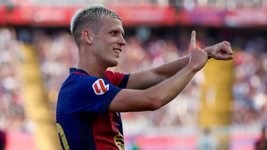 Dani Olmo darf vorerst wieder spielen.  - Bild: Joan Monfort/AP/dpa