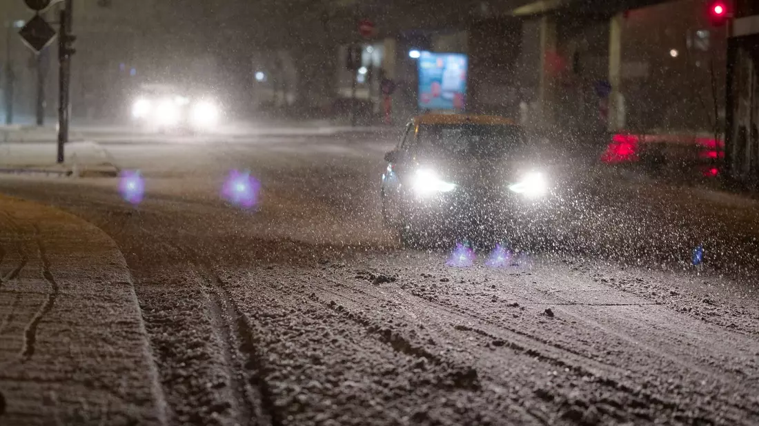 In Nordrhein-Westfalen und anderen Bundesländern wird für Donnerstag Neuschnee erwartet. - Bild: Henning Kaiser/dpa