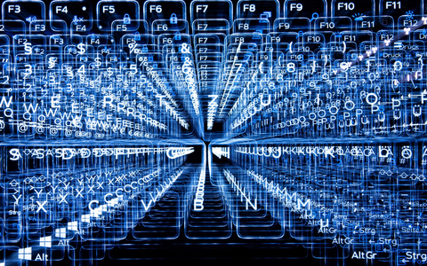 Die Zahl unbesetzter IT-Stellen in Deutschland ist stark gesunken. (Symbolbild) - Foto: Sebastian Gollnow/dpa