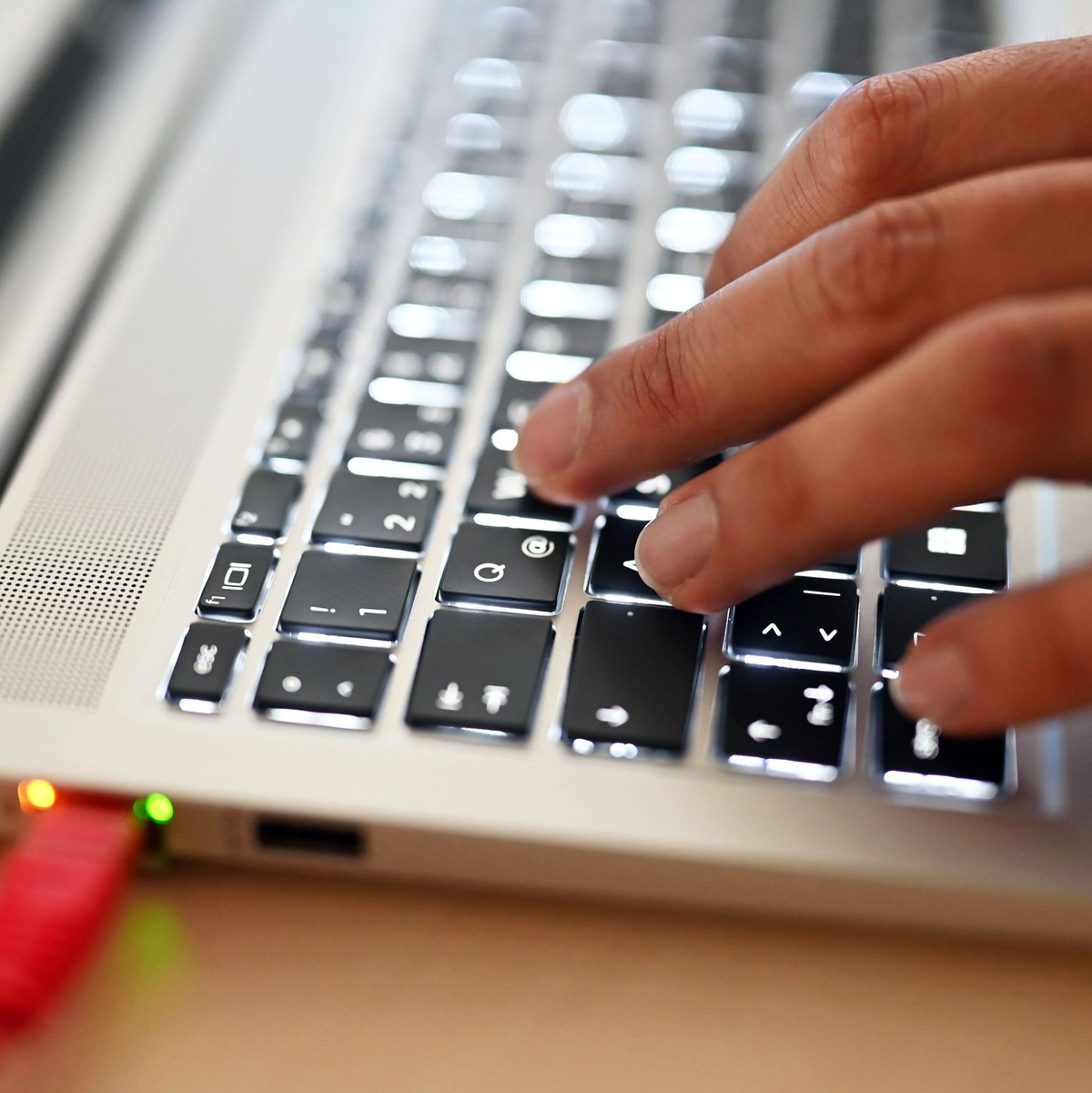 Die Nachfrage nach Informationstechnologie wächst. - Foto: Uli Deck/dpa