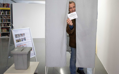 Installation zur Volksabstimmung - Foto: versal über pressetext.de