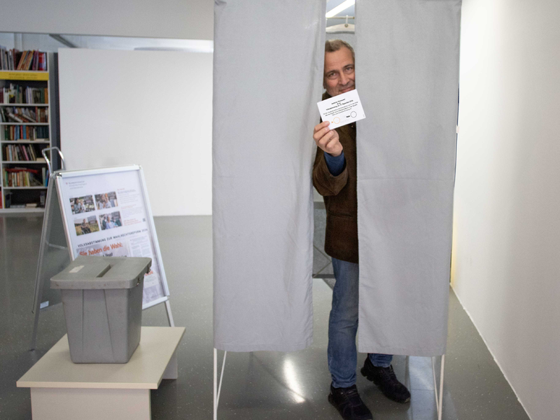 Installation zur Volksabstimmung - Foto: versal über pressetext.de