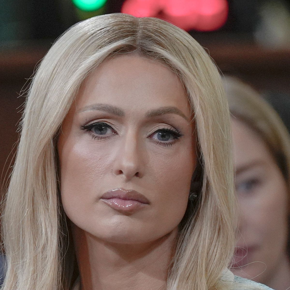 Realitystar Paris Hilton musste im Fernsehen mit ansehen, wie ihr Haus den verheerenden Großbränden bei Los Angeles zum Opfer fiel. (Archivbild) - Foto: Mariam Zuhaib/AP