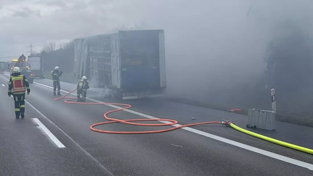 POL-WI: LKW-Brand auf der A3 im Bereich der Stadt Limburg - Bild: presseportal.de