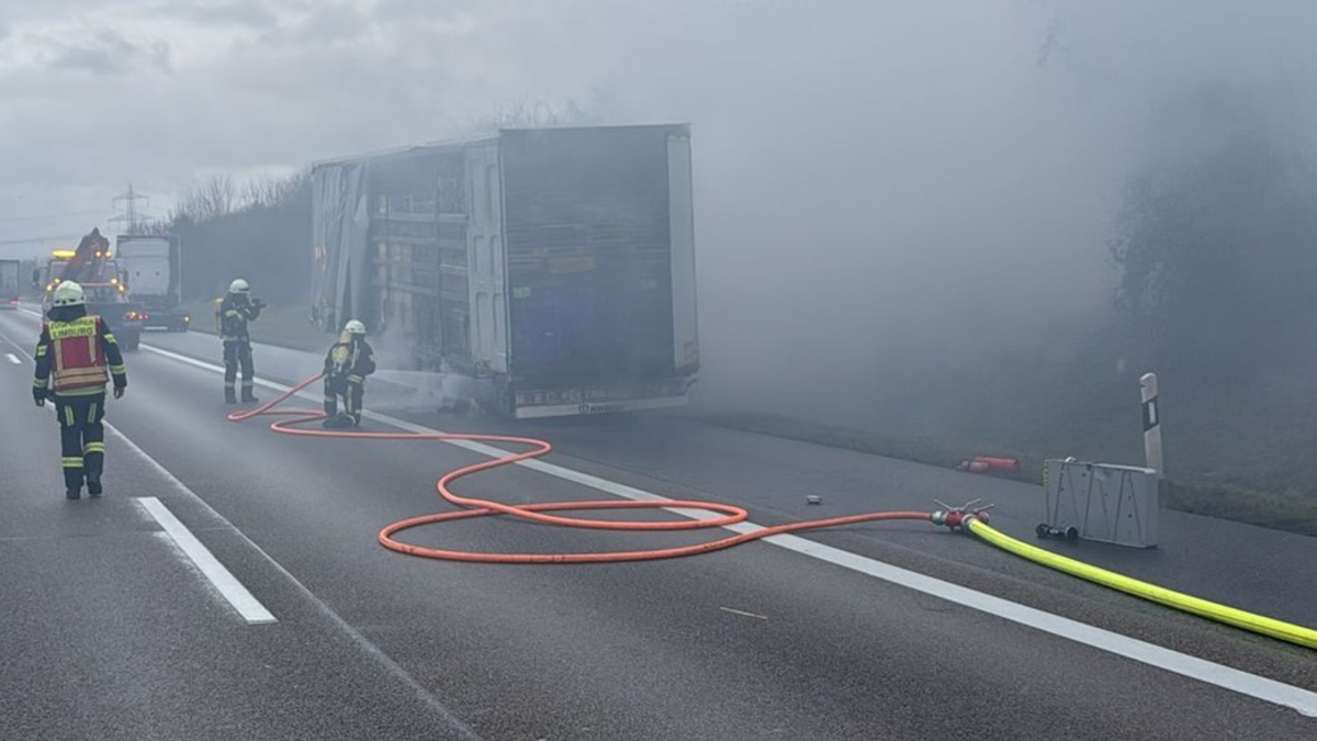 POL-WI: LKW-Brand auf der A3 im Bereich der Stadt Limburg - Foto: presseportal.de