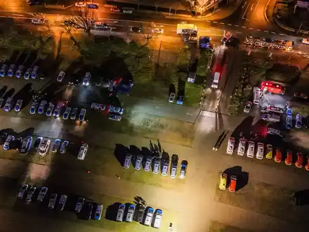 FW Dresden: Weltkriegsbombe unter der Carolabrücke entschärft - Foto: presseportal.de