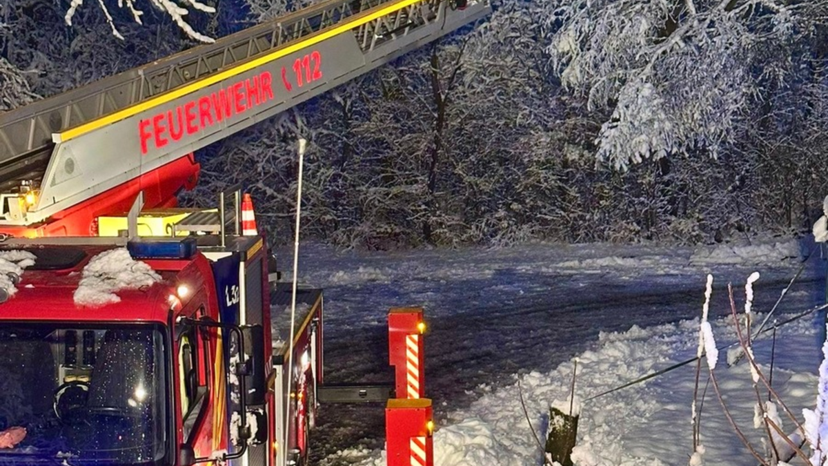 FW-EN: Schneefälle sorgen für viele Einsätze - Foto: presseportal.de