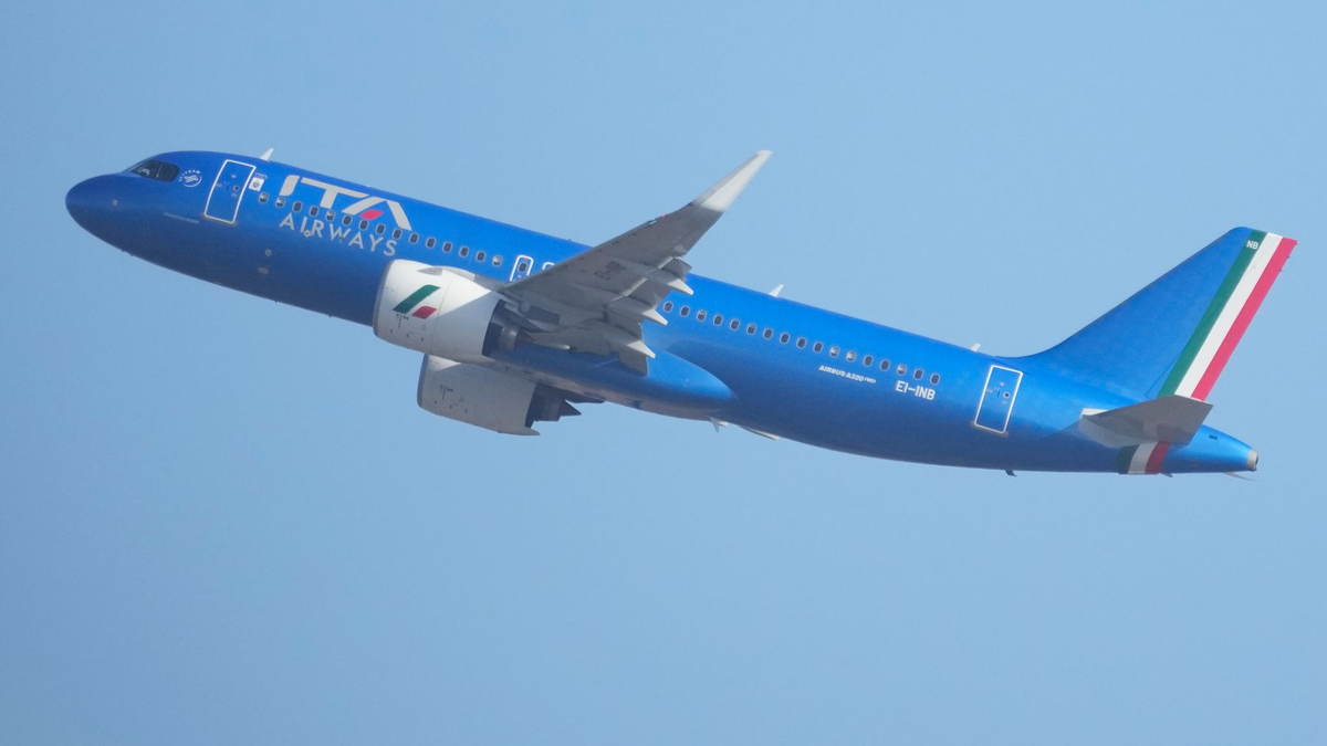  Auch auf Passagiere kommen Veränderungen zu. (Archivbild) - Foto: Andrew Medichini/AP