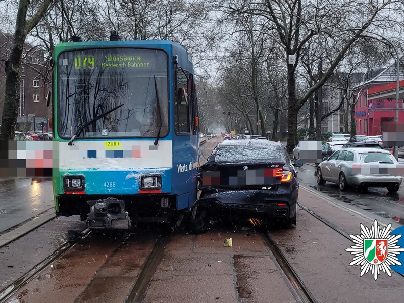 POL-DU: Dellviertel: Straßenbahn beim Wenden übersehen - Ein Verletzter - Foto: presseportal.de