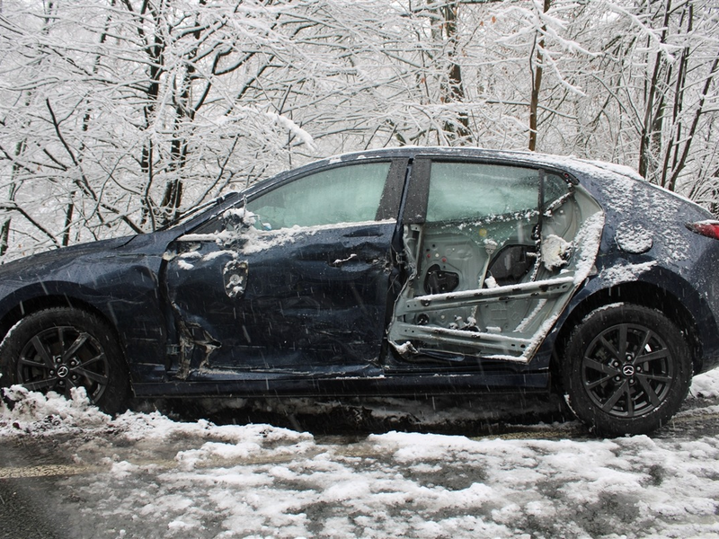 POL-RBK: Rhein.-Berg. Kreis - Schneeglätte sorgt für zahlreiche Verkehrsunfälle im Kreisgebiet - Foto: presseportal.de