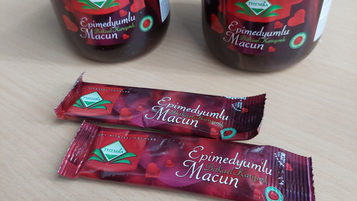 HZA-K: Reiserückkehrer aus der Türkei vom Kölner Zoll mit mehr als 1,6 Kilogramm Potenz-Trinkschokolade im Gepäck erwischt / Gefährlicher Trend setzt sich auch im neuen Jahr fort - Foto: presseportal.de